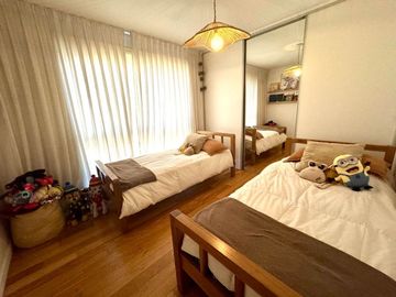 3 ambientes Punta Chica 2 Cocheras Pileta y balcon