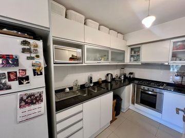 3 ambientes Punta Chica 2 Cocheras Pileta y balcon