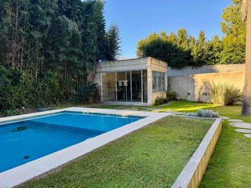3 ambientes Punta Chica 2 Cocheras Pileta y balcon