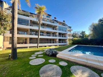 3 ambientes Punta Chica 2 Cocheras Pileta y balcon