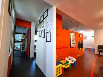 VENTA OFICINA BELGRANO CON DOS COCHERAS INVERSOR