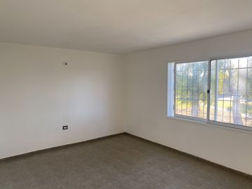 VENTA LOCAL más 2 deptos Centro América Córdoba