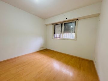 VENTA DUPLEX 3 AMB CON COCH Y JARDIN EN BOULOGNE