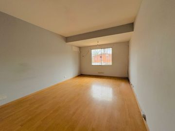 VENTA DUPLEX 3 AMB CON COCH Y JARDIN EN BOULOGNE