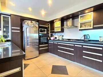 CHALET 5 AMB PISCINA  MAS PH 3 AMB  LOTE PROPIO
