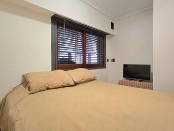 CASA CHALET 5 AMB. PISCINA SAUNA JACUZZI COCHERA