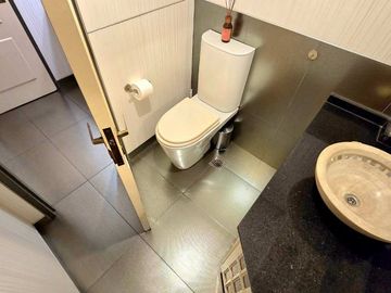 CASA CHALET 5 AMB. PISCINA SAUNA JACUZZI COCHERA