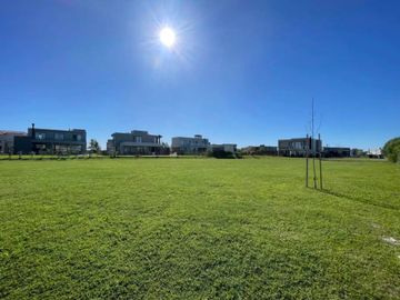 LOTE EN VENTA EN TERRALAGOS A LA LAGUNA