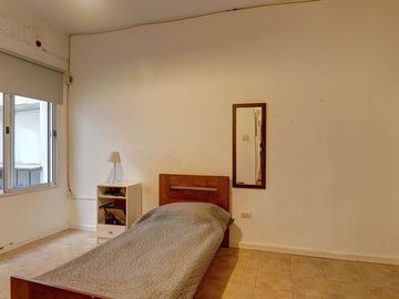 Venta PH 4 ambientes con jardín - Parque Chacabuco