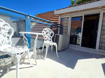 VENTA TRIPLEX 4 AMBIENTES SAAVEDRA COCHERA