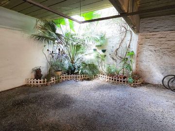 VENTA TRIPLEX 4 AMBIENTES SAAVEDRA COCHERA