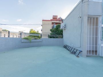 Venta casa 5 amb Liniers Jardin Cochera Estrenar