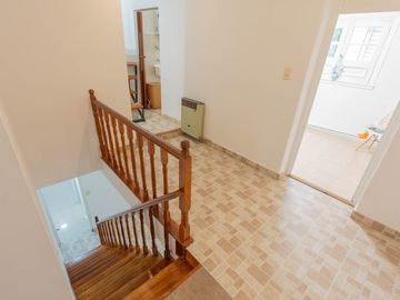 Venta casa 5 amb Liniers Jardin Cochera Estrenar