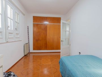 Venta casa 5 amb Liniers Jardin Cochera Estrenar