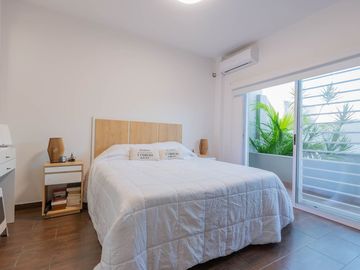 Venta casa 5 amb Liniers Jardin Cochera Estrenar