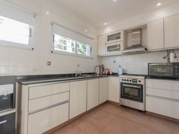 Venta casa 5 amb Liniers Jardin Cochera Estrenar