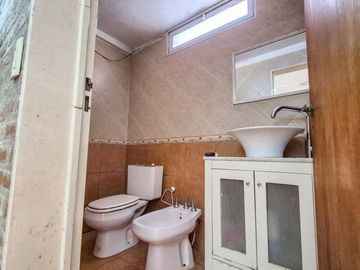 VENDO CASA 3 DORM. C/PILETA Bº CRISOL