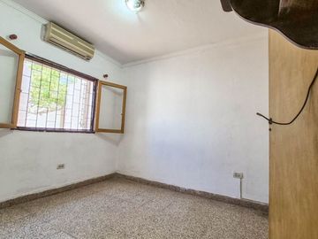 VENDO CASA 3 DORM. C/PILETA Bº CRISOL