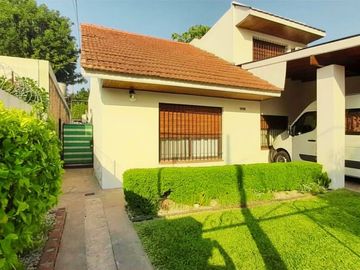 Casa 4 habitaciones con jardin