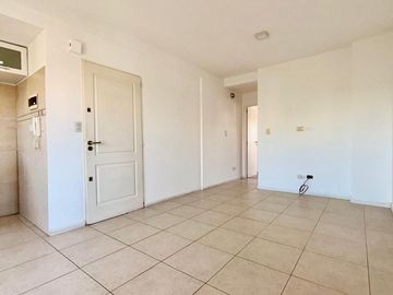DEPARTAMENTO 2 AMB - ALQUILER - LANUS ESTE