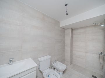 ALQUILER DPTO 4 AMB A ESTRENAR PREMIUM - COCHERA