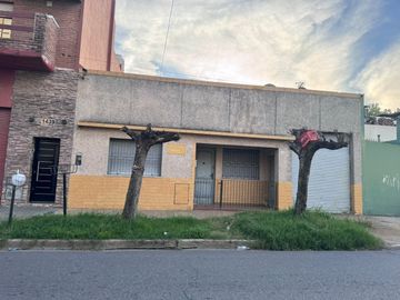 VENTA LOTE EN CASEROS APTO DESARROLLO