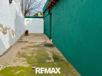 VENTA CASA EN PH AL FRENTE  3 DORM B° SAN MARTIN