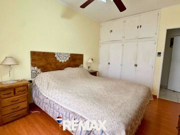 VENTA CASA EN PH AL FRENTE  3 DORM B° SAN MARTIN