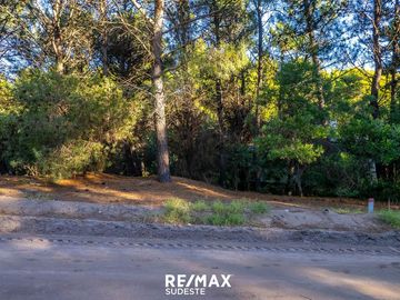 VENTA LOTE DE 920 MTS EN PINAR DEL GOLF