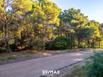 VENTA LOTE DE 920 MTS EN PINAR DEL GOLF