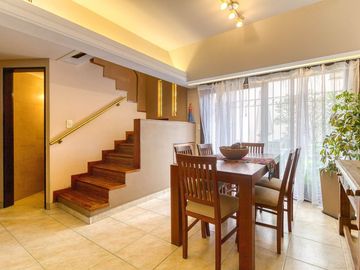 Venta 4 Amb con cochera S/ Exp. en FLORES NORTE
