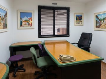Alquiler Galpon zona oeste exelente acceso