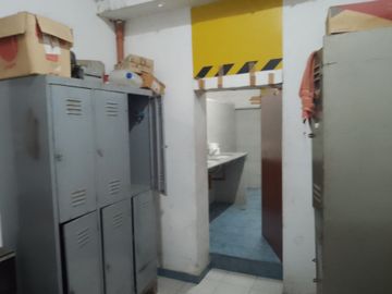 Alquiler Galpon zona oeste exelente acceso