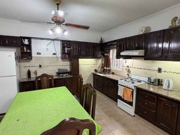 VENTA LOTE/VIVIENDA MULTIFAMILIAR TAPIALES CENTRO