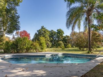Venta Casa 6 amb en Club Las Praderas Lujan