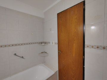VENTA Departamento 3 ambientes Semipiso Colegiales