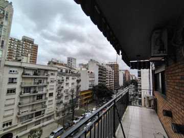 VENTA Departamento 3 ambientes Semipiso Colegiales
