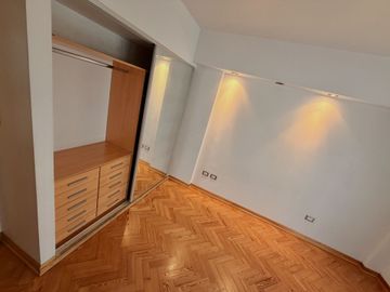 DEPARTAMENTO VENTA FLORES 4 AMBIENTES COCHERA DEP