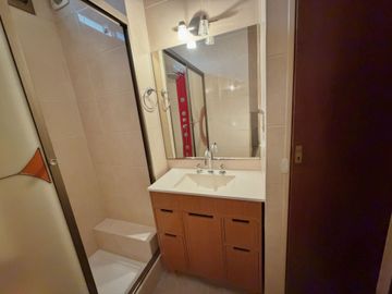 DEPARTAMENTO VENTA FLORES 4 AMBIENTES COCHERA DEP