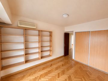 DEPARTAMENTO VENTA FLORES 4 AMBIENTES COCHERA DEP