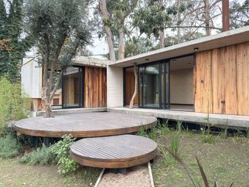 CASA EN VENTA BARRIO UNCAS