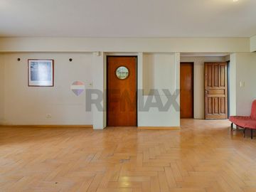 Espectacular casa a la venta en La Paternal