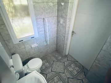 CASA 4 AMBIENTES EN  BARRIO UNO APTO CREDITO