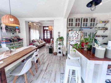 CASA 3 AMBIENTES JARDIN QUINCHO PARRILLA