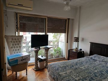 Venta depto 3 ambientes con Balcón-Balvanera-