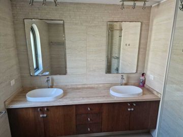 Casa en venta  en LO BARNECHEA