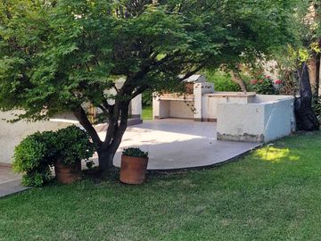 Casa en venta  en LO BARNECHEA