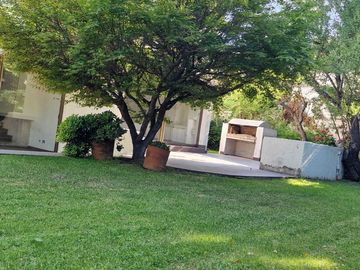 Casa en venta  en LO BARNECHEA