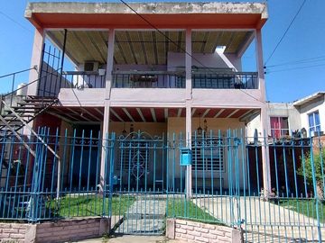 Venta PH 3 Ambientes en Moron con Patio y Cochera