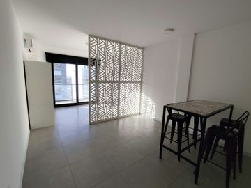 MONOAMBIENTE EN ALQUILER LANUS TOTALMENTE AMOBLADO